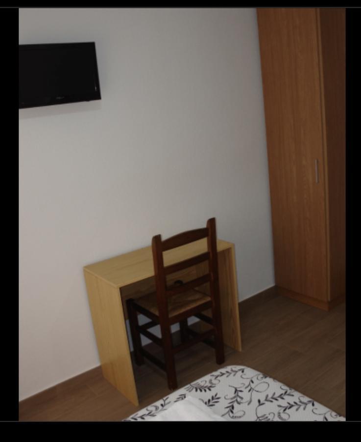 Habitacions Casa Roberto 翁蒂年特 外观 照片